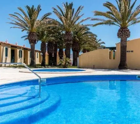 7 Palmeras Apartment